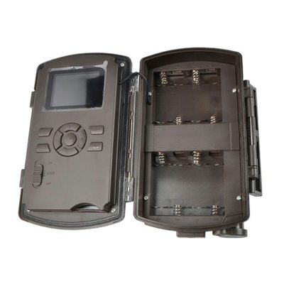 画像：単三乾電池×8本内蔵可能